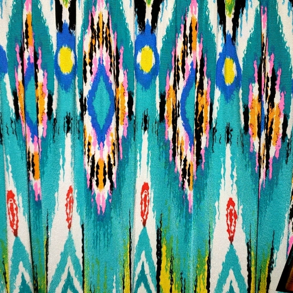 NWT tunic - Picture 3 of 5